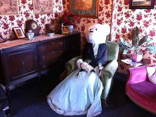 Teddy bears dressed as people