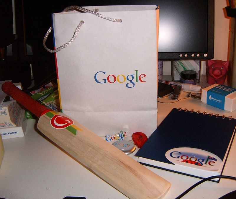 2261854762_a63a289dbd_b