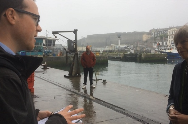 Screen  2017-06-11 at 21.54.17